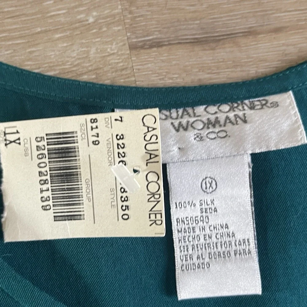 Casual Corner Washable Silk Sleeveless Top Women 1X  Deadstock Teal Buttons NWT - Picture 4 of 8